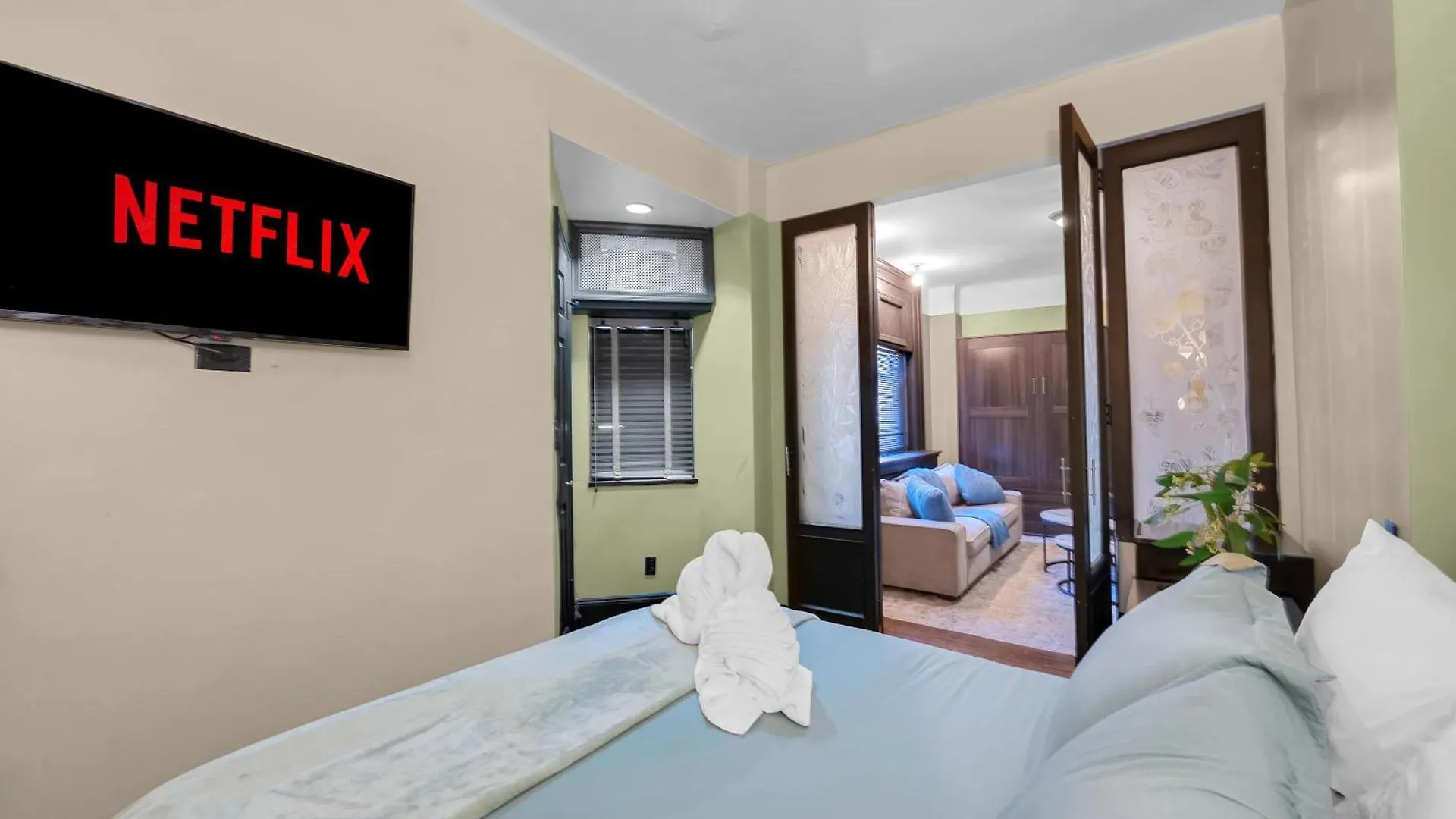 Centrally Located Apt In Nyc Walk To Time Square New York