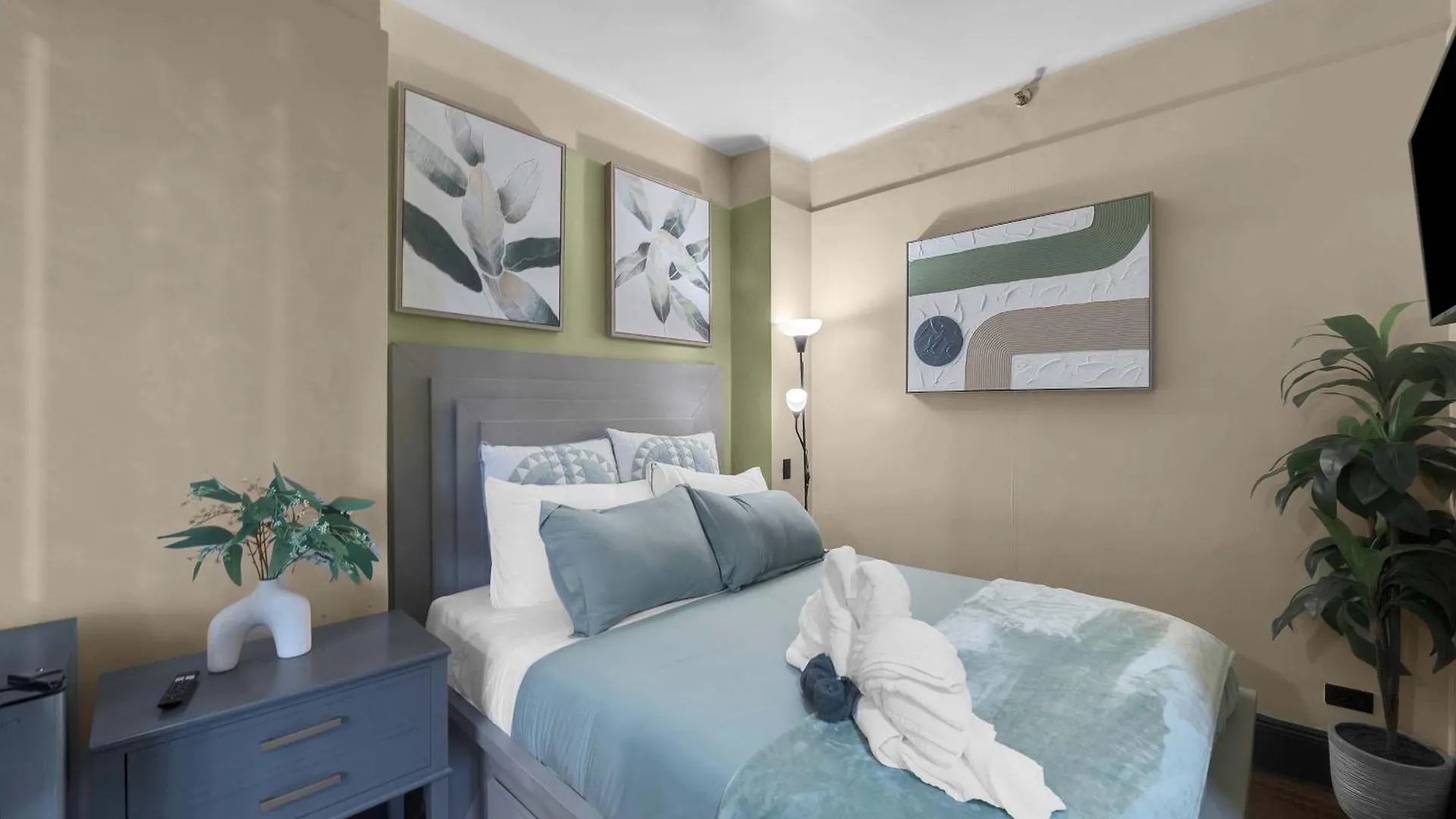 Centrally Located Apt In Nyc Walk To Time Square New York Apartment